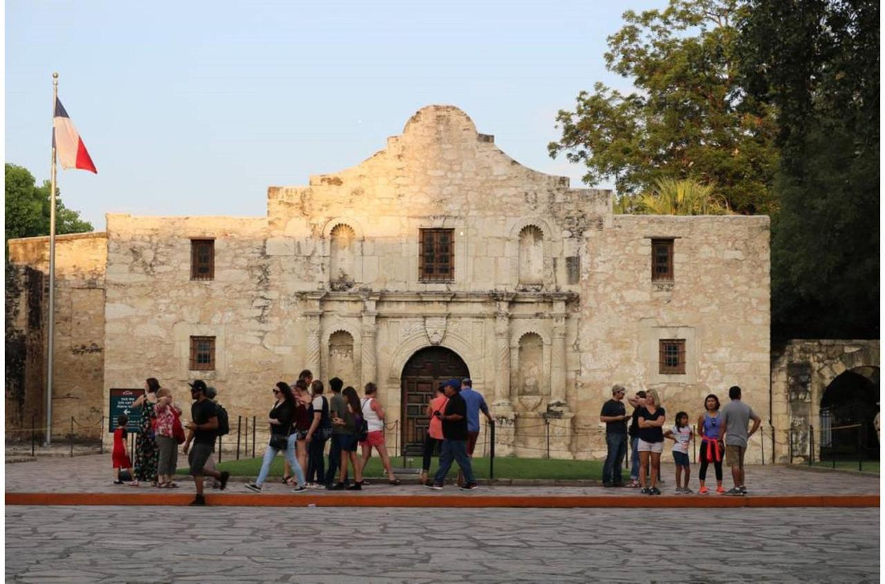 Stunning 3 Bedroom Home Near Dt Alamodome - Riverwalk San Antonio Eksteriør billede
